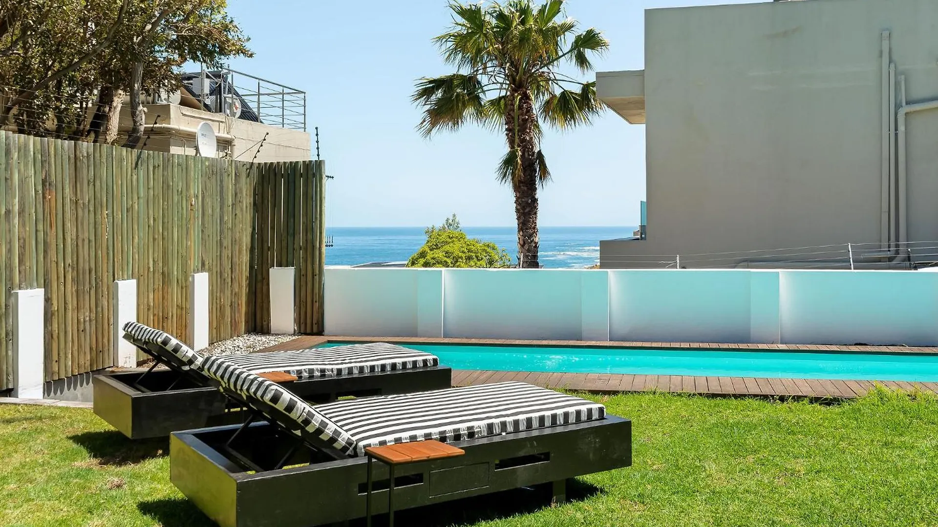 Hotel Neighbourgood 1St Crescent Camps Bay Kapstadt Gasthof