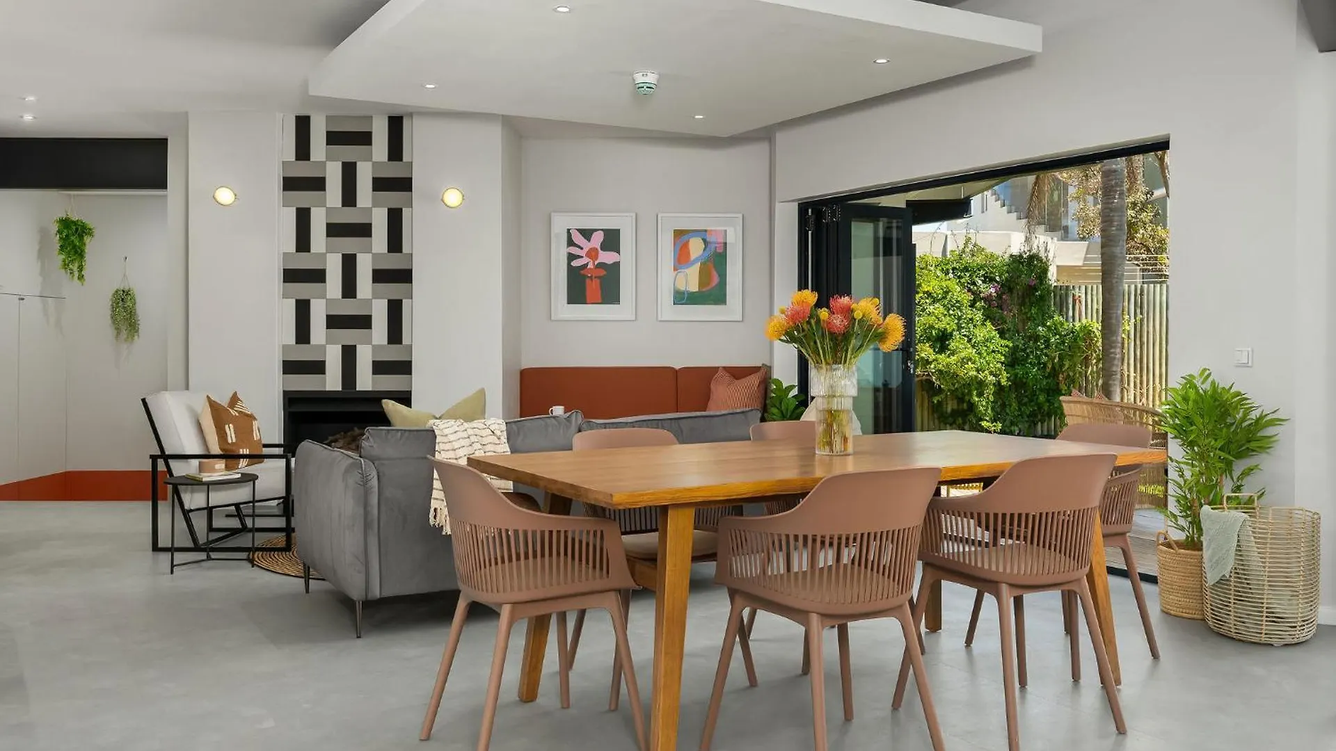 Guest house Neighbourgood 1St Crescent Hotel Cape Town South Africa